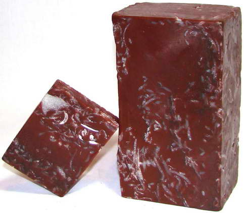 Глицериновое мыло «Красная глина с эфирным маслом розового дерева», не менее 100 г. — уменьшить